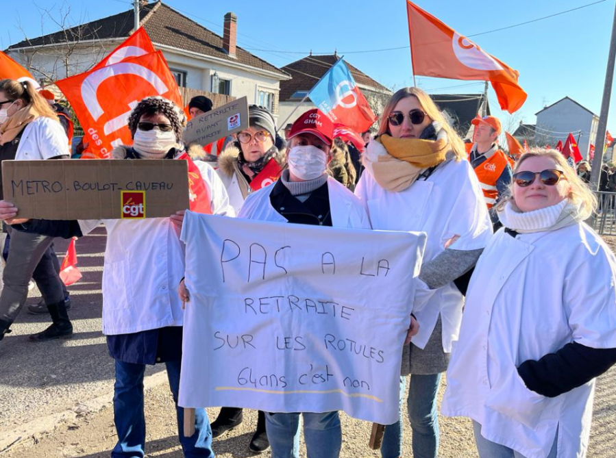 Des salariés du Gham du Nogent venus manifester contre la réforme des retraites à Romilly-sur-Seine / Crédits photo : Sandra Roger