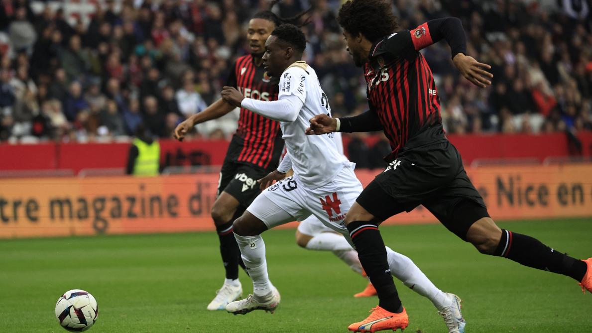 Programme + Billet Match OGC Nice Vs Stade De Reims - Saison 2022/2023