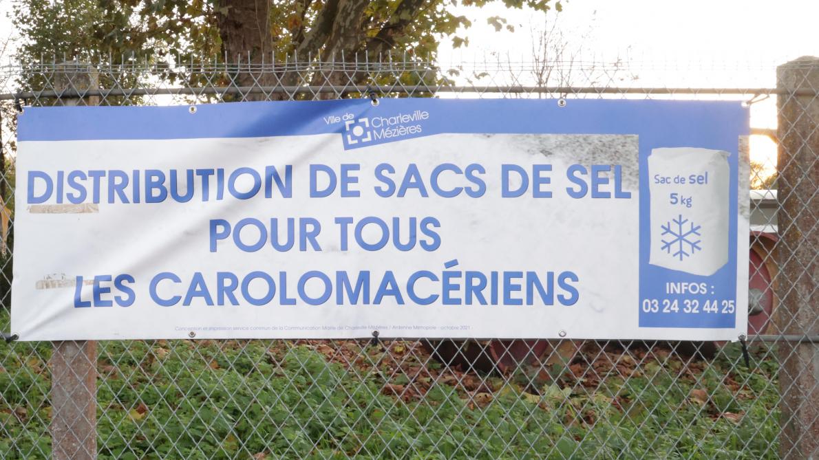 Charleville-Mézières: la distribution des sacs de sel de déneigement est  ouverte, comment en bénéficier?