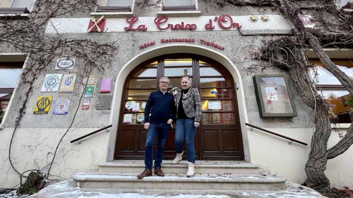 &Agrave; S&eacute;zanne, l&rsquo;embl&eacute;matique h&ocirc;tel-restaurant La Croix d&rsquo;Or ferme: les souvenirs marquants des g&eacute;rants