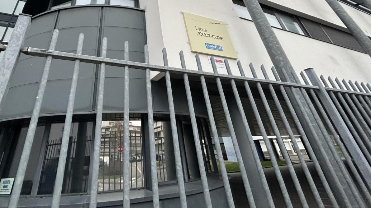 Élèves en garde à vue, professeur frappé à terre… ce que l’on sait de l ...