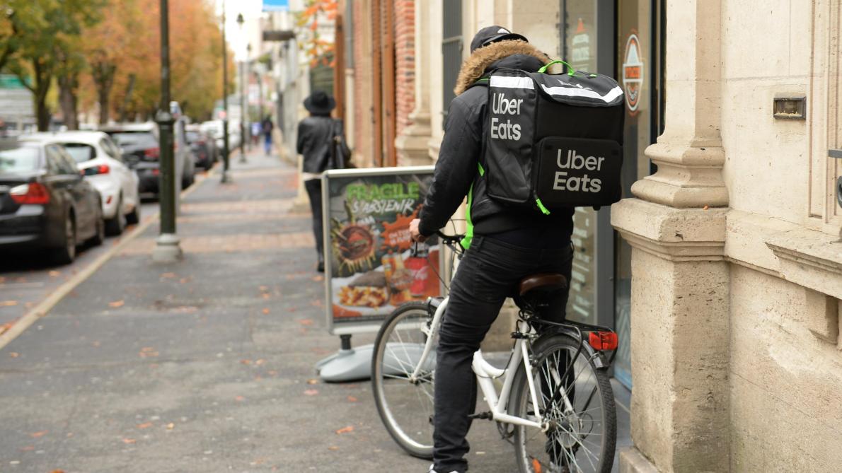 Uber eat velo ou voiture online