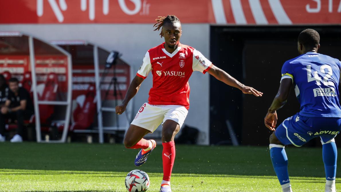 Première sélection avec l’équipe de France Espoirs et premier but pour le milieu du Stade de Reims Valentin Atangana