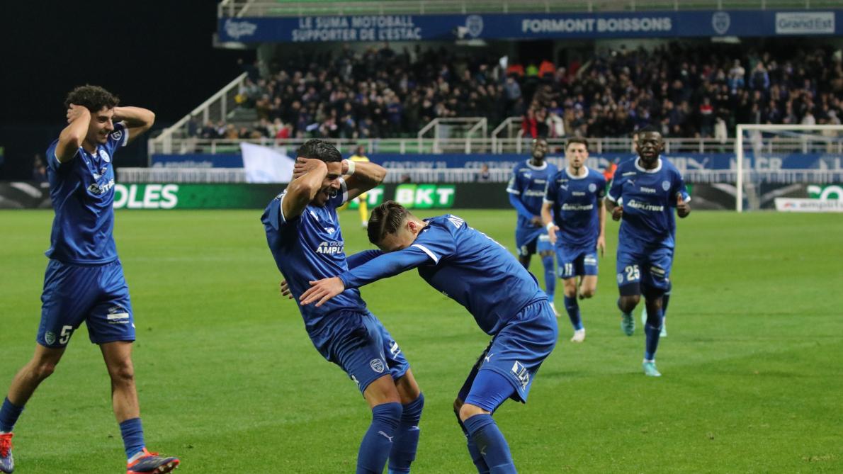 Mouna&iuml;m El Idrissy : &laquo; Je fais tout pour &ecirc;tre pr&ecirc;t &agrave; aider l&rsquo;&eacute;quipe quand mon heure arrivera &raquo;