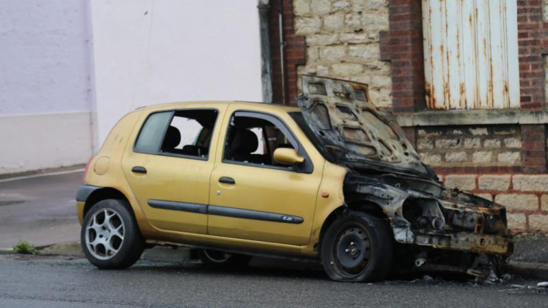 Qui Pour S Occuper Des Voitures Abandonnees