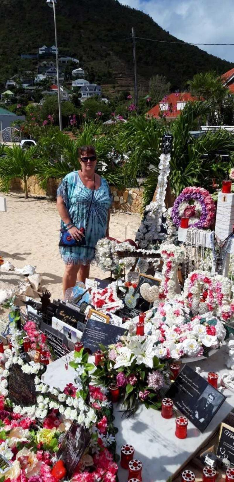 Tergnier Fan De Johnny Hallyday Sylvie Revient De Saint Barthelemy