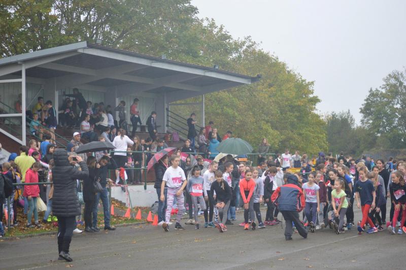 Witry Les Reims Ecoliers Et Collegiens Ont Chausse Leurs Baskets