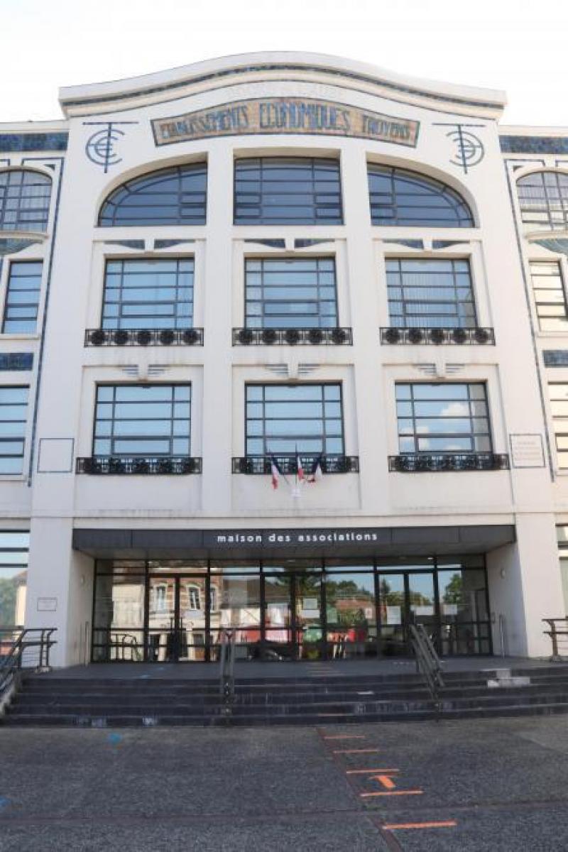 Les Essentiels Du Matin Maries Sans Traiteur Ancien Site Edf Vatry Et Maison Des Associations