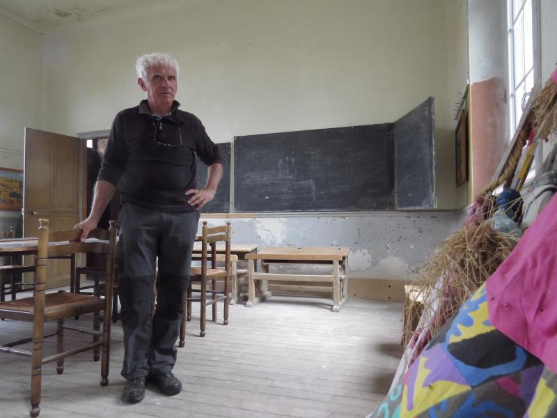 La rénovation de l’ancienne salle de classe est un exemple de projet « solidaire » mené à Fuligny.