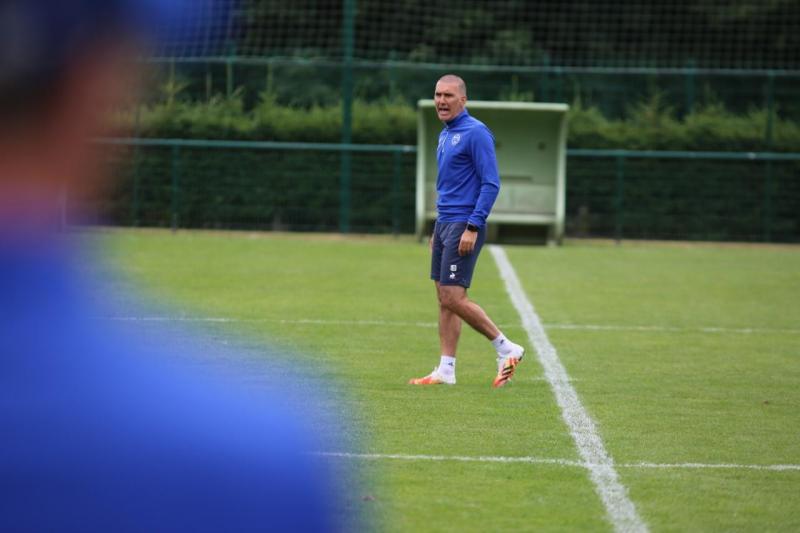 Plus le championnat va approcher, plus Laurent Batlles va durcir le ton, notamment pour secouer ceux qu’il trouve trop dans le confort.