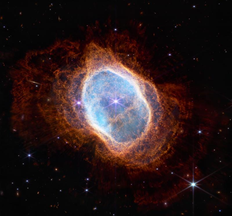 The bright star at the center of NGC 3132, visible to the James Webb Space Telescope in nearby infrared, plays a supporting role in the surrounding nebula sculpture.  A second star, visible at the bottom left along a scattering peak of bright stars, is the source of the nebula.