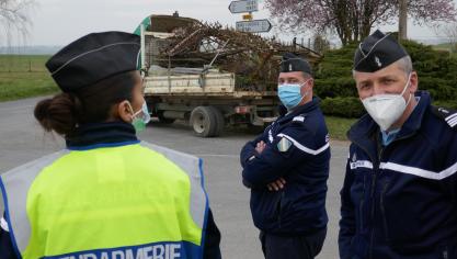 En chiffres: 12 points de contrôles fixes couverts ce jeudi, une patrouille mobile sur les routes, 159 voitures contrôlées et 182 individus.