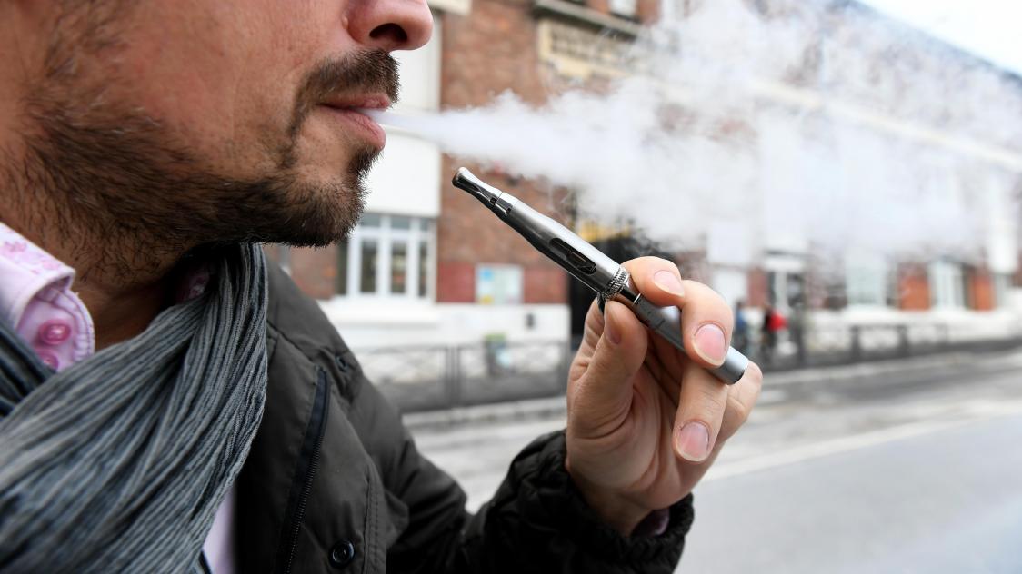 Cannabis de synthse: les drives du vapotage chez les jeunes Cannabis de synthse: les drives du vapotage chez les jeunes