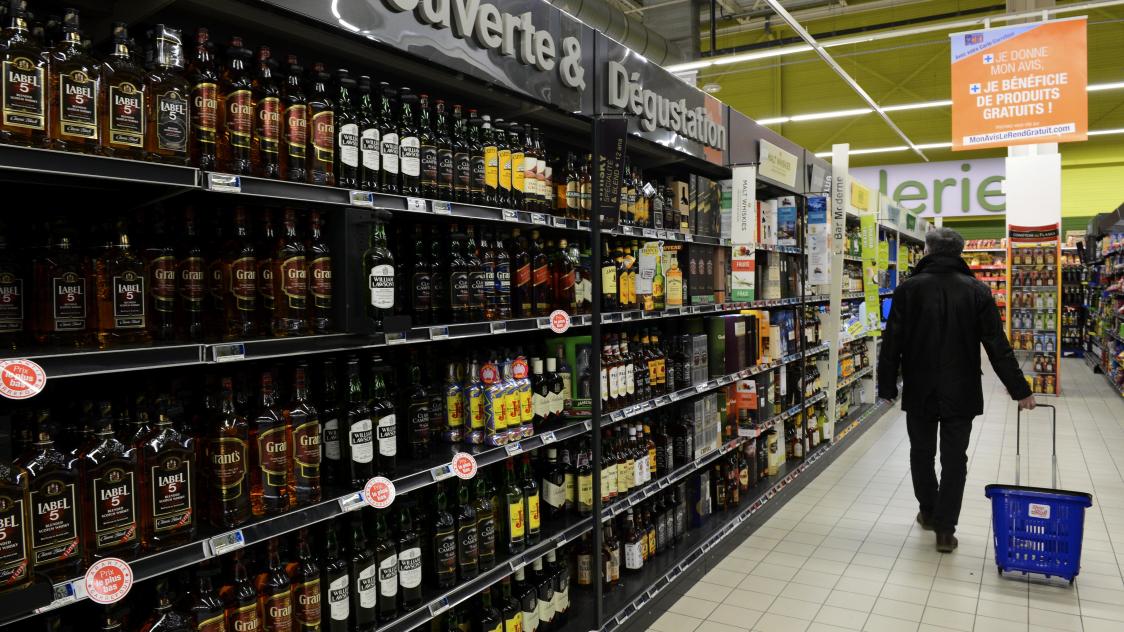 Après 20 heures, les rayons alcools des supermarchés ne seront plus accessibles.