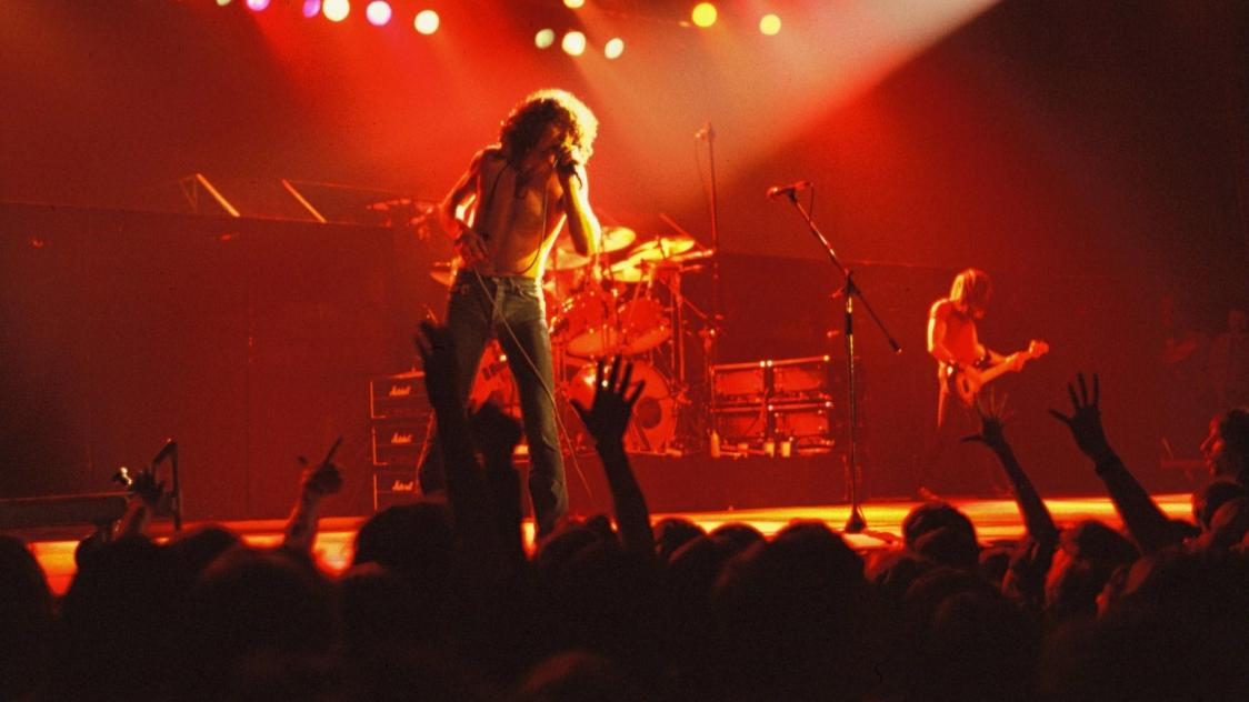 Ce fan vient de publier des photos inédites d’un concert d’AC/DC à ...