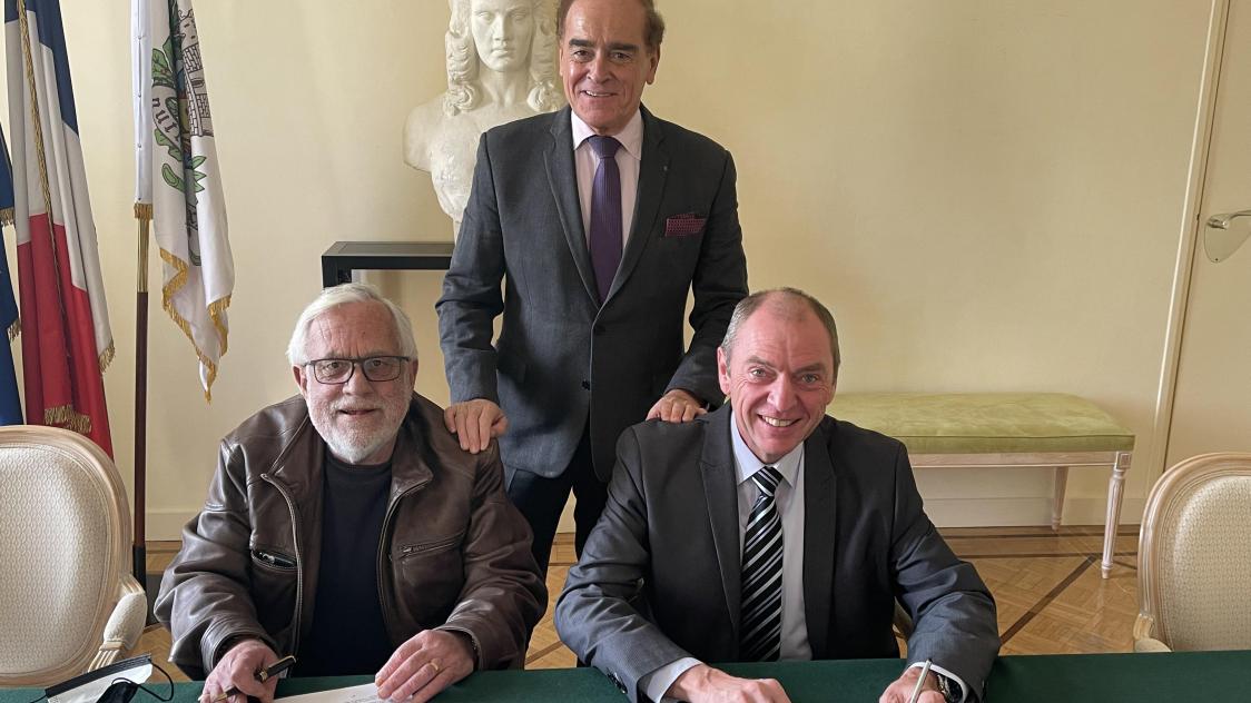 A Vitry Le Francois L Association D Aide Aux Personnes Agees pa Recoit Un Serieux Coup De Main Pour Sortir De L Impasse