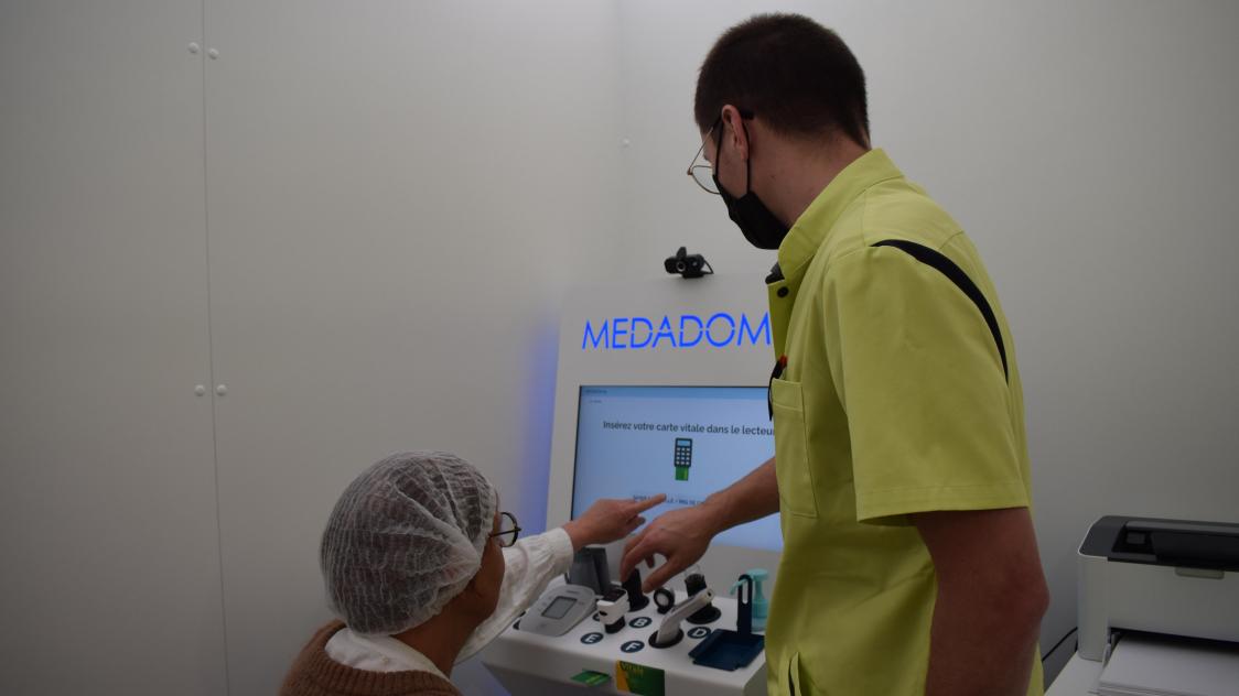 Utilisation de l'otoscope – Medadom