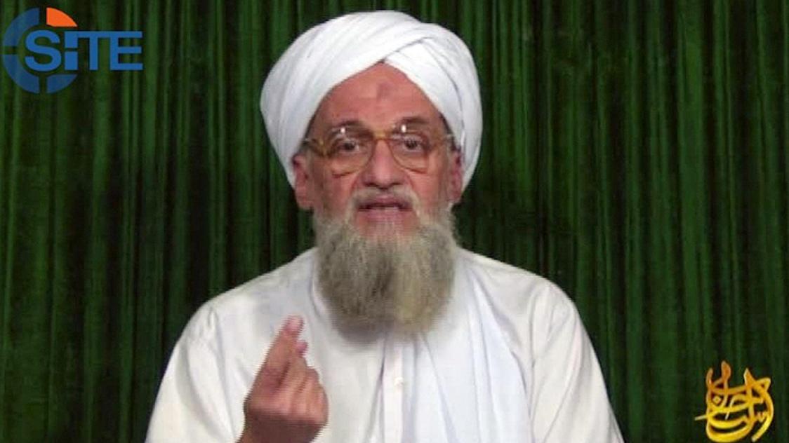 Héritant en 2011 d’une organisation qui avait perdu de sa superbe, Ayman al-Zawahiri, 71 ans, avait dû pour survivre multiplier les «franchises» et les allégeances de circonstances, de la péninsule arabique au Maghreb, de la Somalie à l’Afghanistan, en Syrie et en Irak.