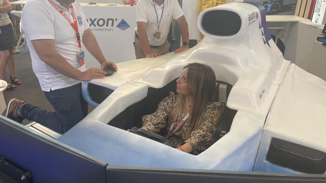 J'ai testé pour vous: faire une course de Formule 1 sur un simulateur à la Foire de Châlons - L'Union 1 Pour mes premiers pas en Formule 1, j’ai reçu un vrai coaching de professionnel.