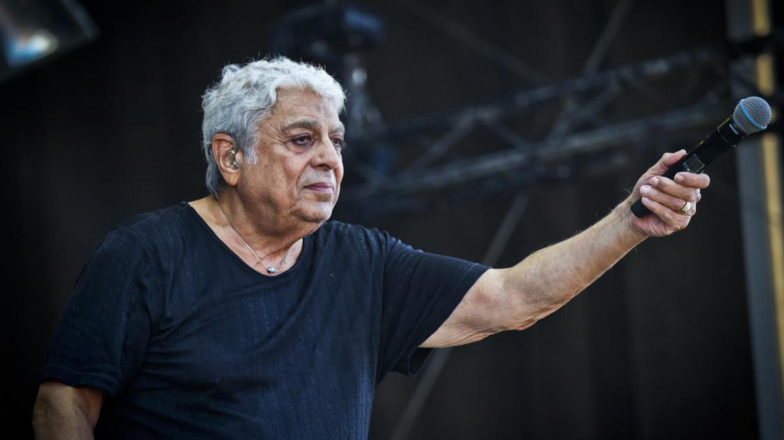 Quel Chanteur à La Foire De Châlons