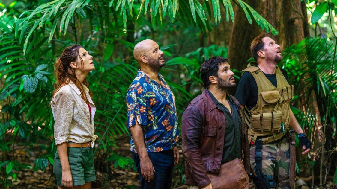 L’équipe de choc composée de Malik Benthala, Aurélie Diaz, Jérôme Commandeur et François Damiens part à la chasse au trésor sur l’île de Val Verde.