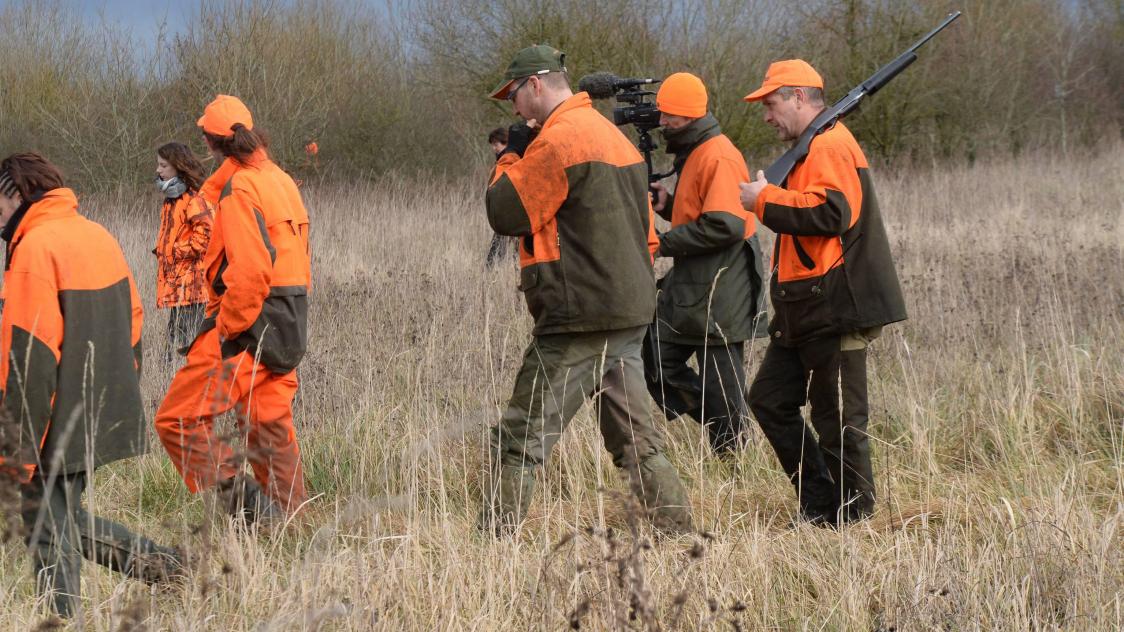 Le plan du gouvernement prévoit un plus grand contrôle des chasseurs