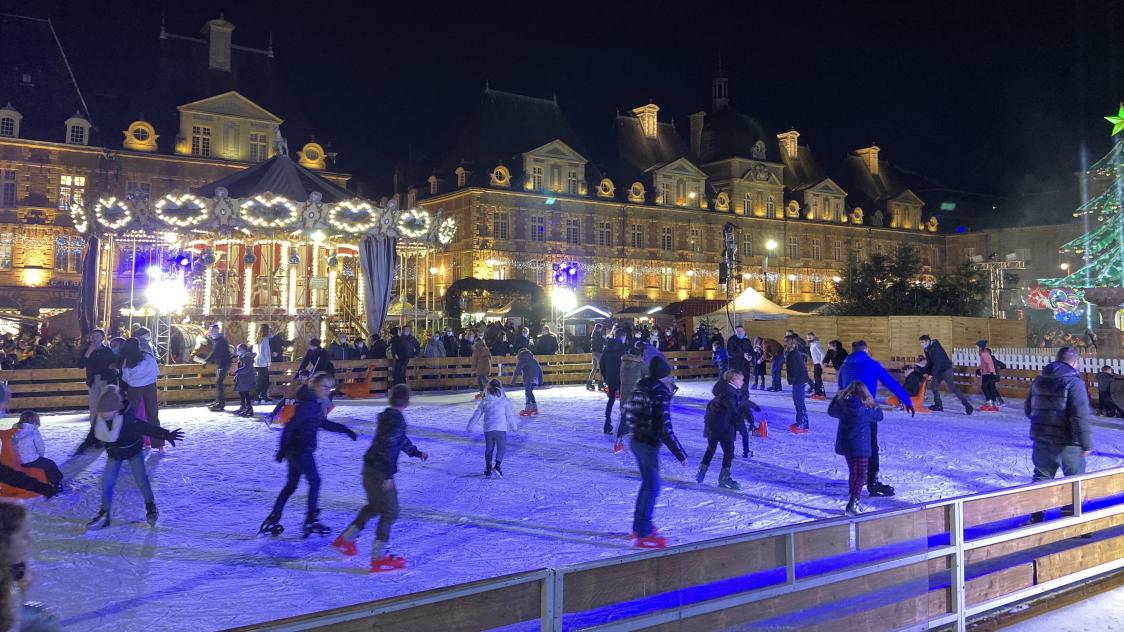 CharlevilleMézières aura sa patinoire en glace pour Noël