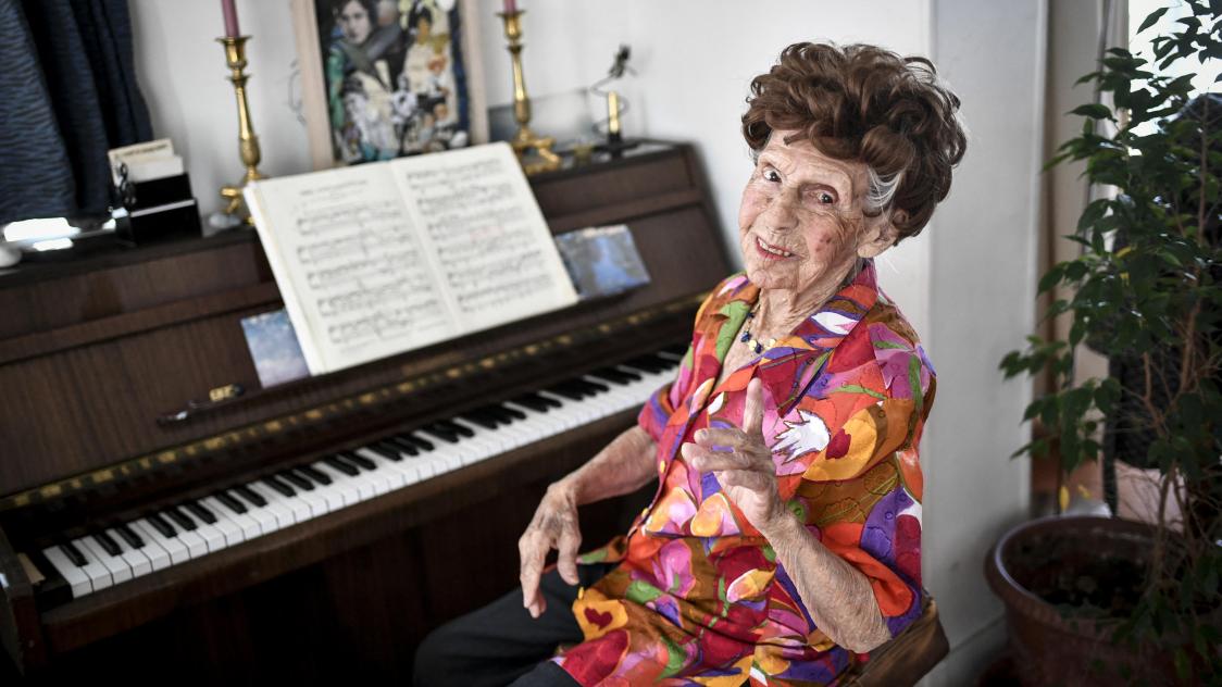 Colette Maze s’apprête à sortir avant l’été son 7e disque, «108 ans de piano», avec des morceaux de Gershwin, Piazzolla, Schumannet Debussy.