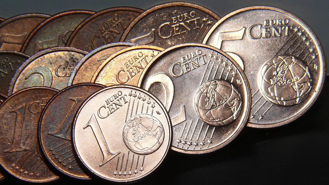 Regardez dans vos portes-monnaies, une pièce de 1 centime pourrait valoir  plus de 50 000 euros !