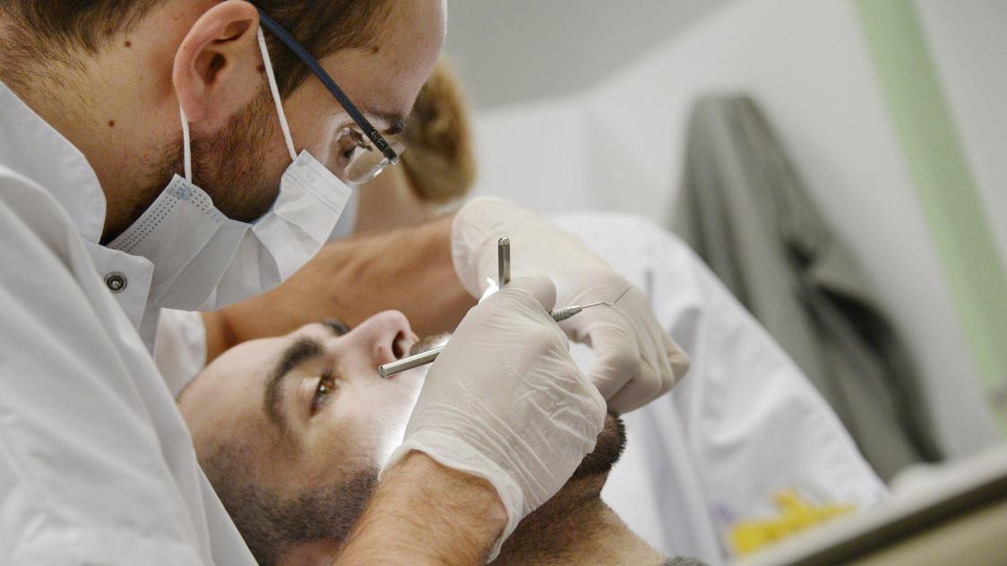 RomillysurSeine les habitants ont toujours du mal à trouver un dentiste