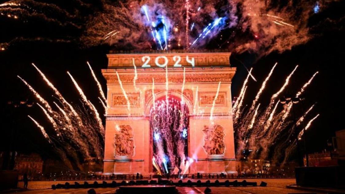 En images : de Sydney à Paris, le monde a célébré le Nouvel An