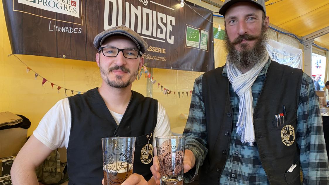 Les frères Polner, fondateurs de la Dunoise, sous le chapiteau de la Fête de la bière.