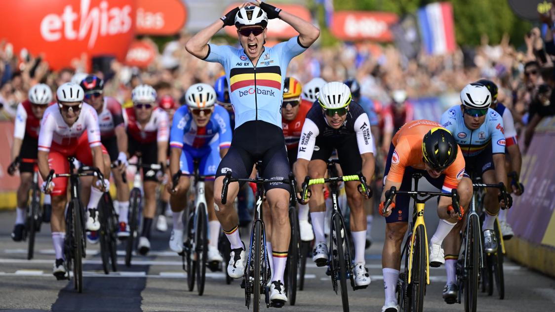 Le cycliste belge Tim Merlier champion d Europe sur route a domicile le premier Francais dans le top 10