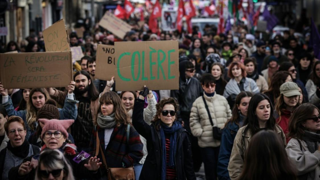 Violences faites aux femmes en plein procès Mazan, de nombreux