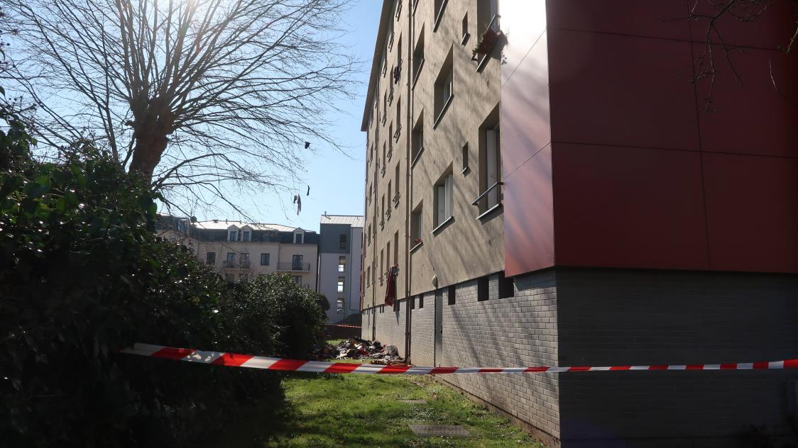 C’est au 5e étage que le feu s’est déclaré.