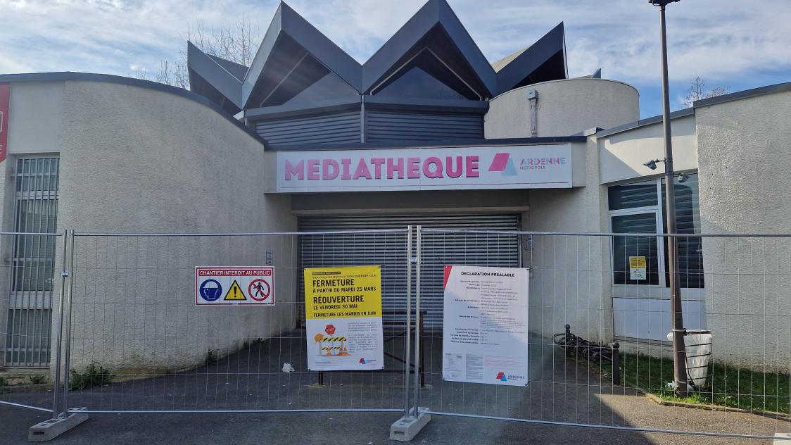 La médiathèque rouvrira partiellement ses portes le 30 mai avant une réouverture complète en juillet.