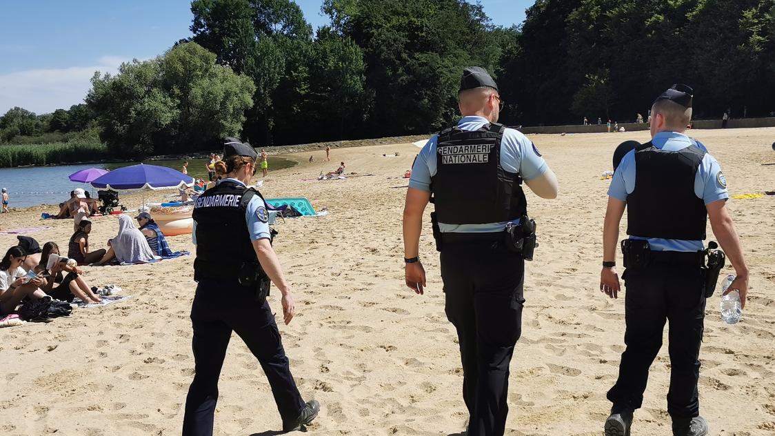 L'interdiction de fumer sur les plages du lac du Der fait un tabac