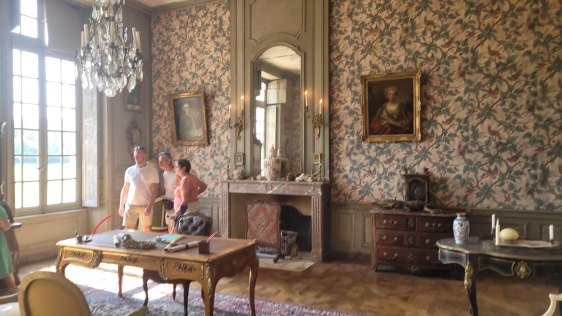 Pour trouver un peu de fraîcheur, on pouvait également visiter le château, ses pièces aménagées ou ses caves bien tempérées.