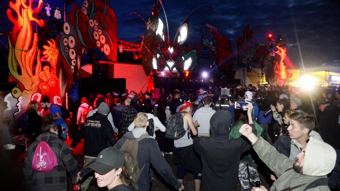Environ 25 000 personnes étaient présentes à Marigny en 2018. La base militaire a été quatre fois le théâtre du teknival du 1er mai.
