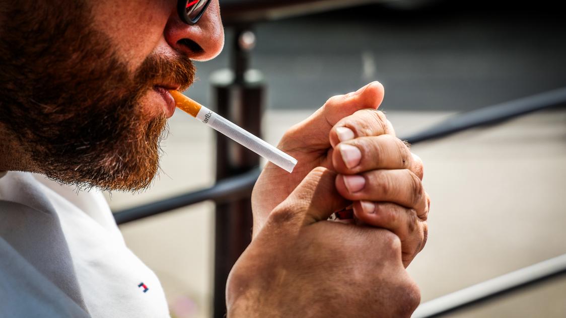 La hausse des prix du tabac favorise-t-elle les marchs parallles ?