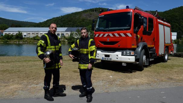 Monter Sur Le Trottoir Créneau Permis Charleville-Mézières: Encore un cortège de mariage verbalisé - Journal