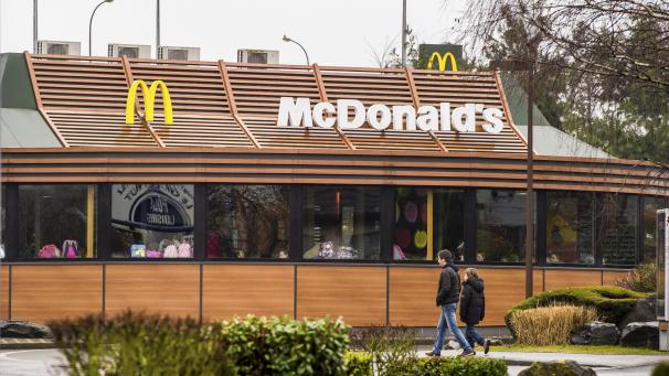 à Quelle Heure Ferme Le Mcdo Découvrez les meilleures parodies du «10 years challenge»