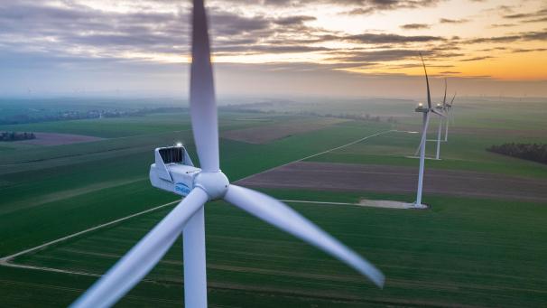 Xavier Betrand est radicalement opposé aux projets éoliens prévus