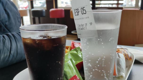 À Troyes, les enseignes Mac Donald’s ou Burger King ont franchi le cap de la vaisselle réutilisable. Mais ce n’est pas le cas de toutes.