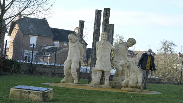 De nombreux monuments, comme ici à Chauny (Aisne), rendent déjà hommage aux soldats «fusillés pour l’exemple» entre 1914 et 1918.