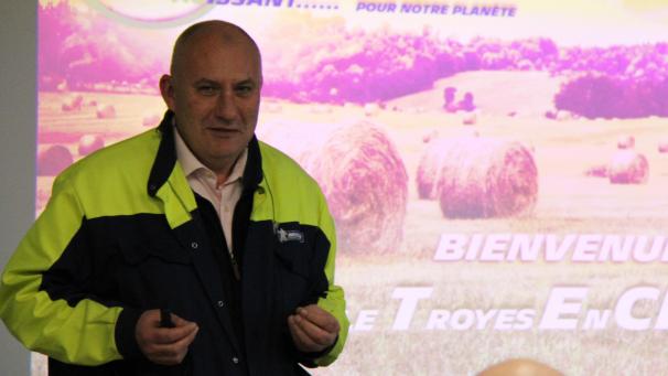 Petar Nikolic, directeur du site chapelain Michelin, a rappelé les grands enjeux qui guident le leader mondial de pneumatiques