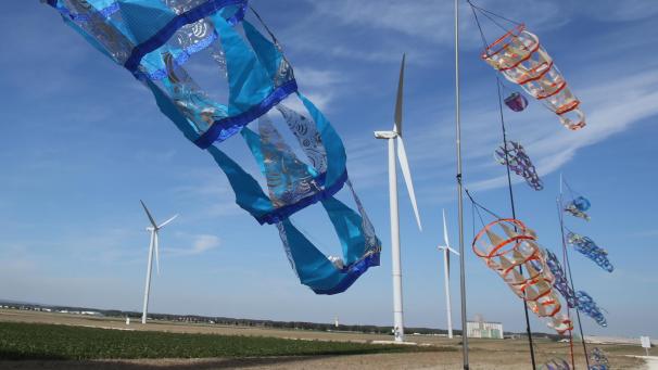 Orvilliers-Saint-Julien accueille une partie des éoliennes du plus plus grand parc éolien de Champagne-Ardenne. Les possibilités sur le territoire sont toutefois désormais rares...