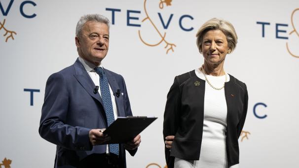Christophe Juarez, directeur de TEVC, et Véronique Blin, présidente de TEVC, sont en négociation exclusive avec Artémis Domaines pour le rachat du champagne Henriot.