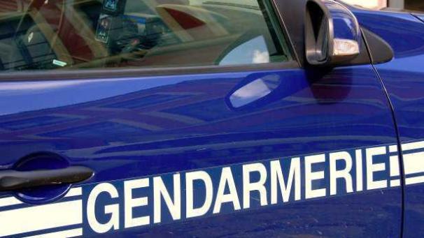 gendarmerie voiture