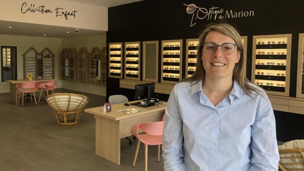 Marion Chatelot a ouvert sa (grande) boutique d’optique dans la zone commerciale Marc Verdier, à Pont-Sainte-Marie.